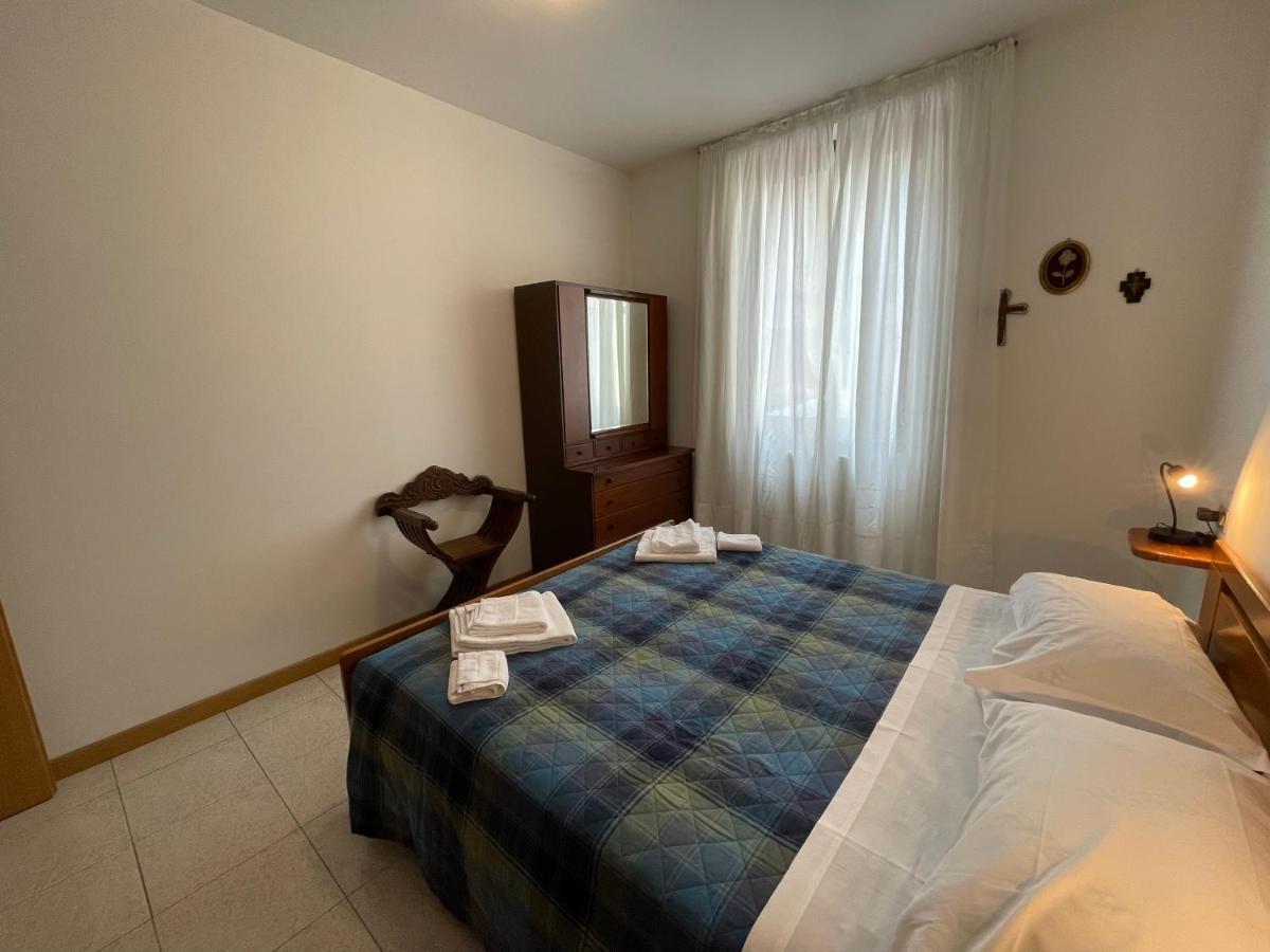 Cozy Apartment With Private Parking On Domaso'S Lakeside - Larihome A09 Esterno foto